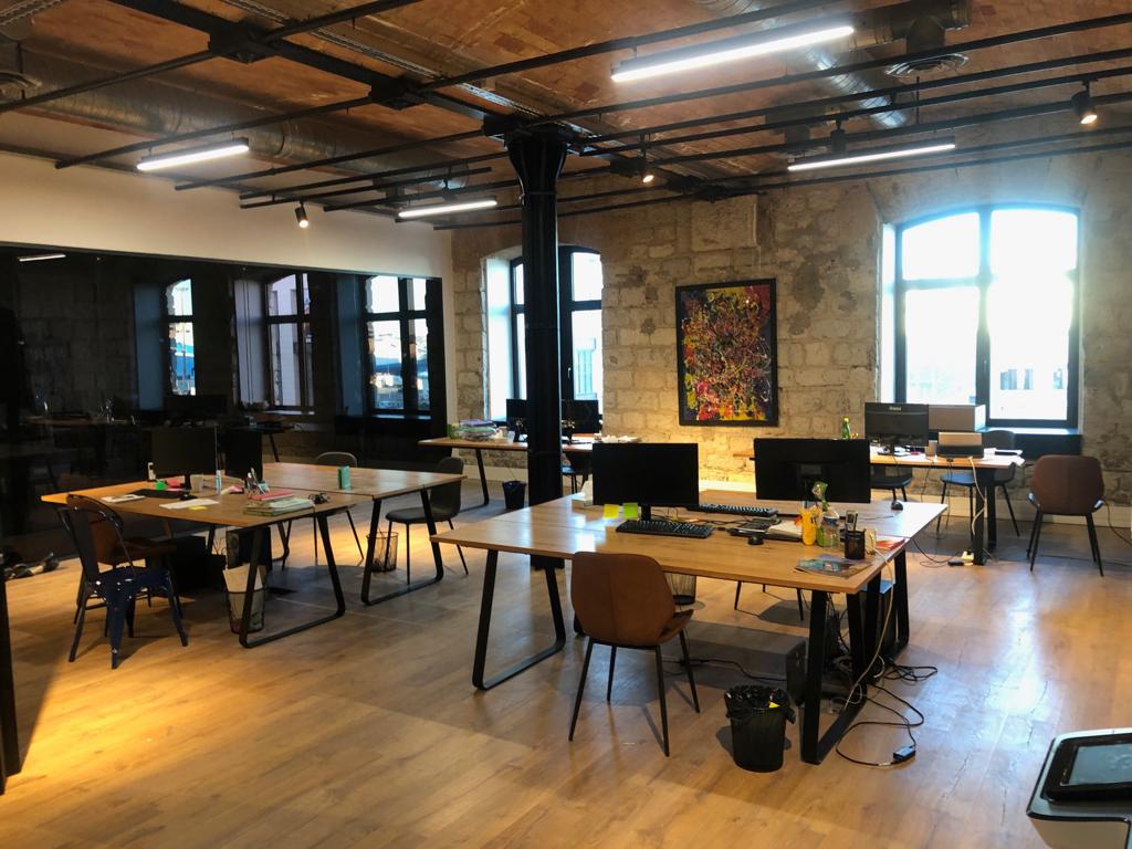 AVITEC sublime l’éclairage de votre bureau – AVITEC – électricité